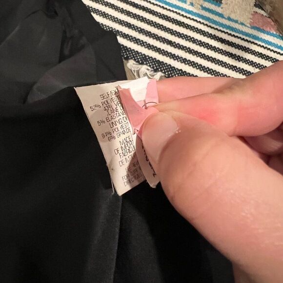 Theory black blazer size 2 - Picture 7 of 8